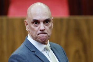 TSE-NunesMarques-Posse-Lula-JanjaLulaDaSilva-JoseSarney-AlexandreDeMoraes-Caiado-IbanesRocha-DaviAlcolumbre-MichelleBolsonaro-Flavio-Bolsonaro-27-848x477-1