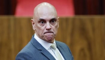 TSE-NunesMarques-Posse-Lula-JanjaLulaDaSilva-JoseSarney-AlexandreDeMoraes-Caiado-IbanesRocha-DaviAlcolumbre-MichelleBolsonaro-Flavio-Bolsonaro-27-848x477-2