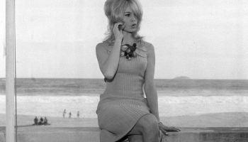 a3269328-brigitte-bardot-copacabana