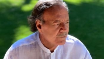 a7c0c1ba-julio-iglesias