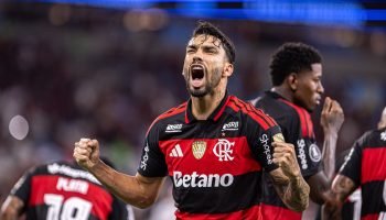 Lucas Paquetá em comemoração de gol para o Flamengo na Libertadores — Foto: Luca