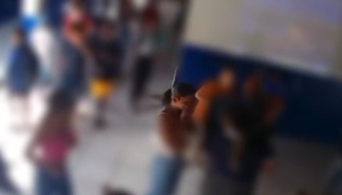 agressao-escola
