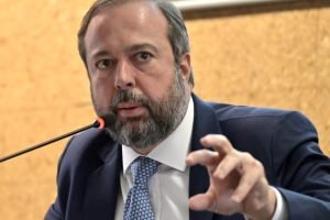 Foto: Na imagem, o ministro de Minas e Energia, Alexandre Silveira (PSD), durant