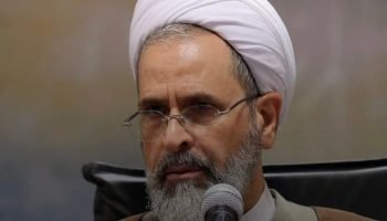 Foto: Alireza Arafi (foto) passa a integrar conselho temporário após a morte de