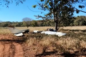 aviao-faz-pouso-forcado-com-300-kg-de-cocaina