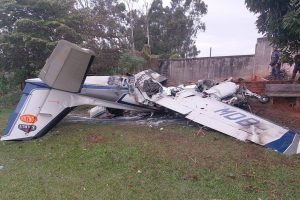 Avião caiu em Marília. Vítimas de queda de avião foram encontradas carbonizadas