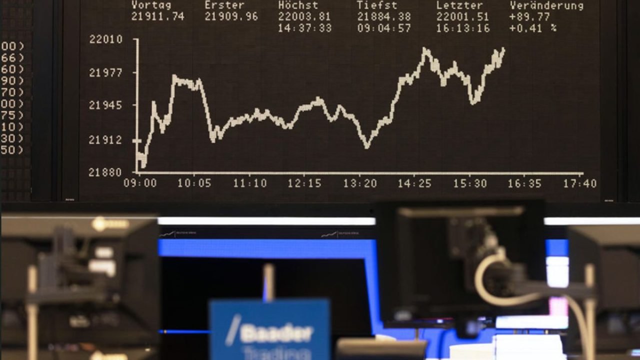 bolsa-frankfurt-alemanha-europa-1 Balcão de negociações na Bolsa de Valores de Frankfurt — Foto: 1 de 1 Imagem de