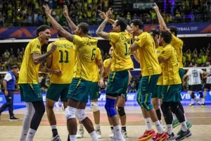 Imagem dos jogadores da Seleção Brasileira de Vôlei na VNL Masculina 2026 - Patr