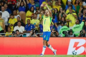 Bruno Guimarães, meio-campista da Seleção Brasileira — Foto: Bruno Guimarães, me
