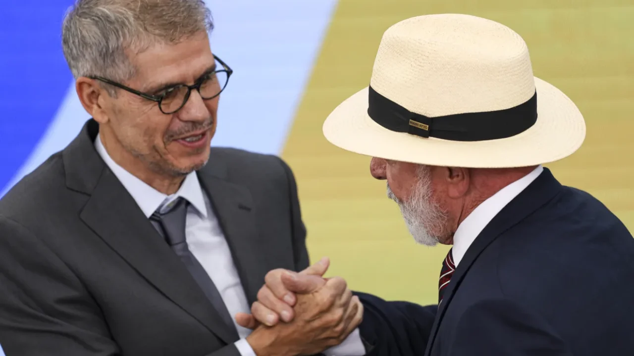 cPCav6Vu-posse-sidonio1_mcamgo_abr_14012025-14-1320x880-1