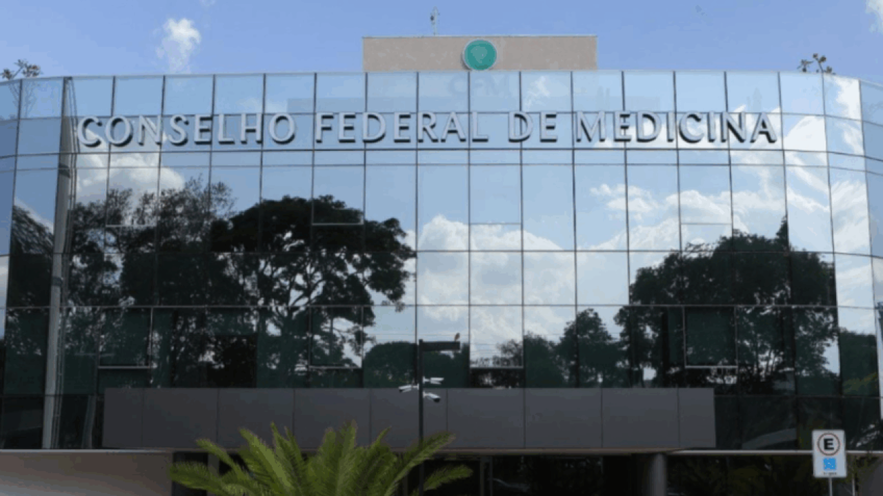 cfm-1-848×477-1 Foto: Segundo o projeto, CFM (Conselho Federal de Medicina) será o responsável p