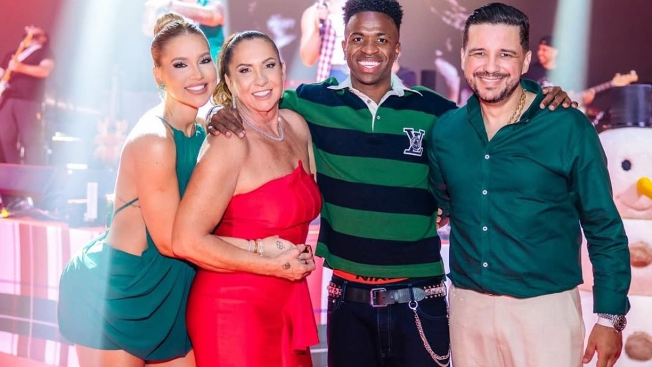 d467b277-danilo-sanfoneiro-vini-jr-virginia-namorado-margareth-serrao