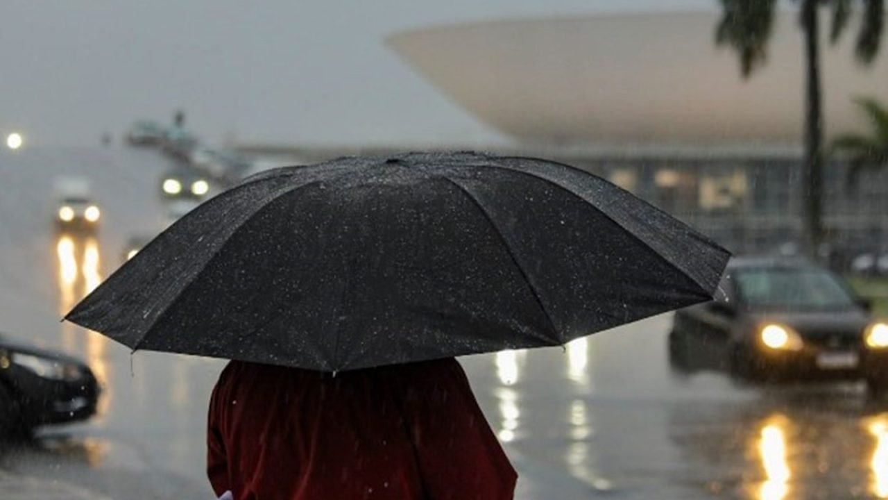 d91d6bfe-inmet-alerta-chuvas-ano-novo-df