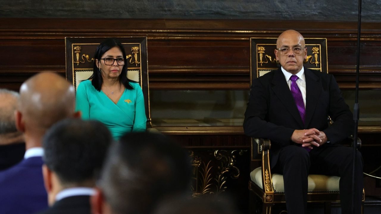 de49de42-gettyimages-2254803916