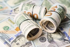dolar-dinheiro-notas