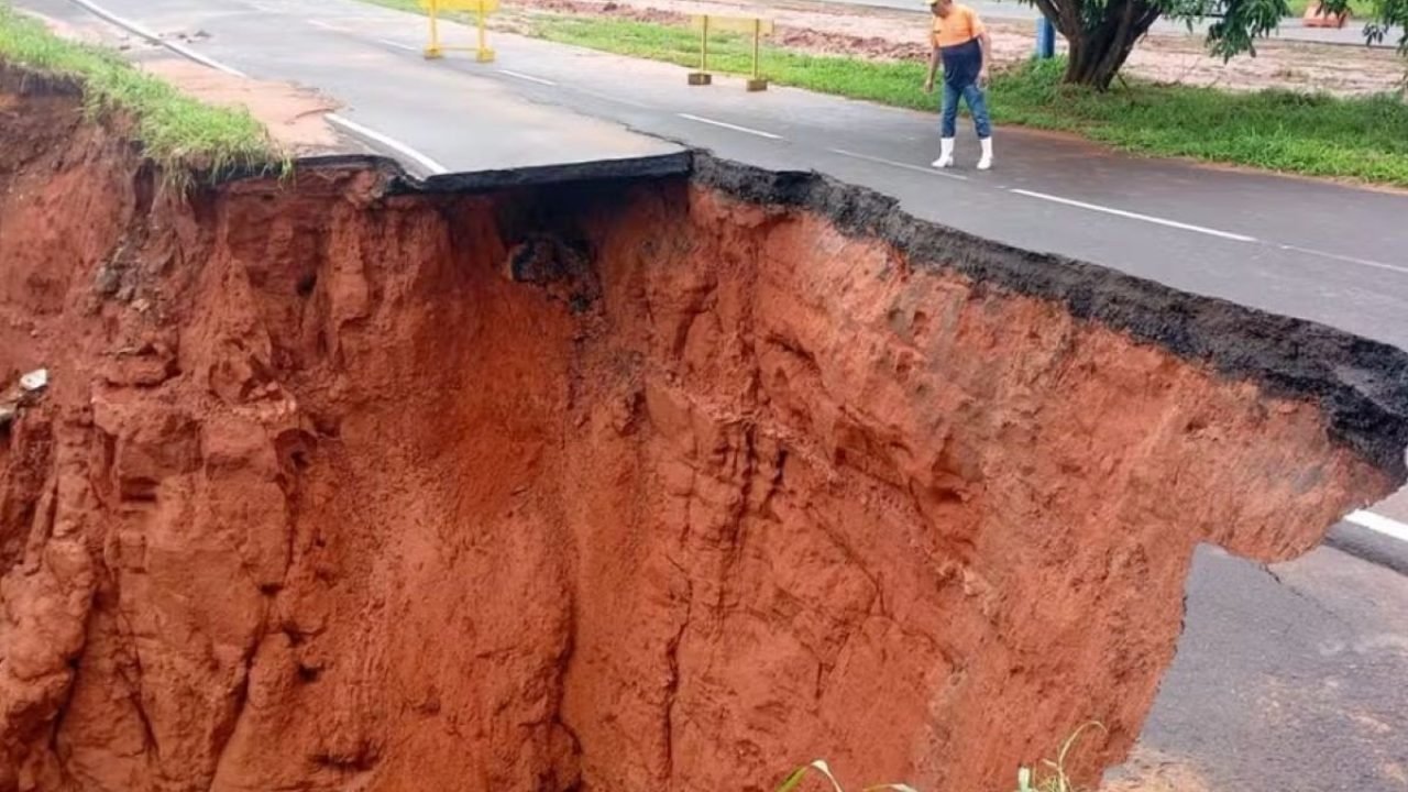 eb47f4d5-cratera-osvaldo-cruz