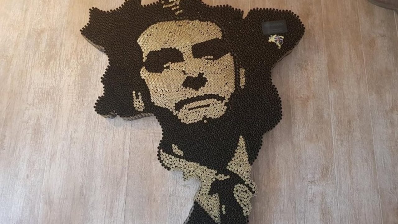 escultura-bolsonaro-municoes-3