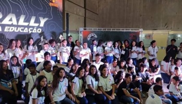 estudantes-Petrolina-Rally-dos-Sertoes-2023-660x330