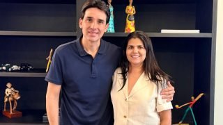 f20553bb-a806-4fff-b0cd-24dadef26f23