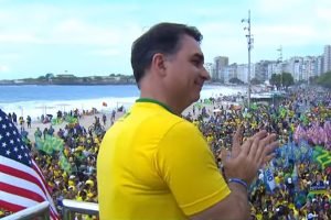 flavio-bolsonaro-em-ato-inaugural-da-campanha-presidencial