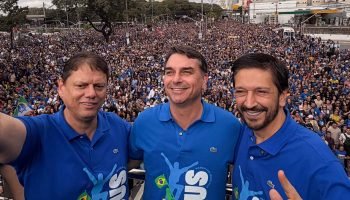Tarcísio, Flávio e Nunes na Marcha para Jesus — Foto: 1 de 1 Tarcísio, Flávio e