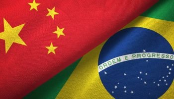 foto-bandeiras-china-e-brasil