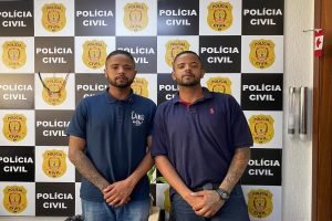 1 de 1 irmãos gêmeos na delegacia — Foto: 1 de 1 irmãos gêmeos na delegacia - Fo