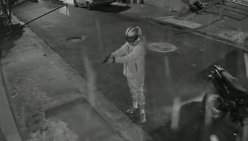 homem-e-preso-por-atirar-30-vezes-contra-casa-e-quase-atingir-crianca