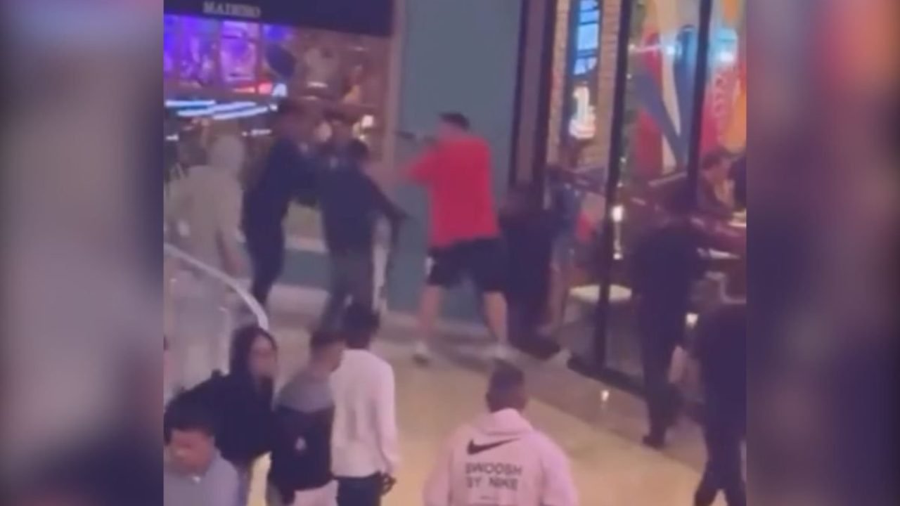 homem-saca-arma-shopping-santo-andre