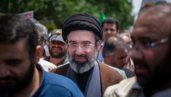 Foto: 1 de 1 Imagem colorida mostra Hosseini Khamenei, filho do ex-líder supremo