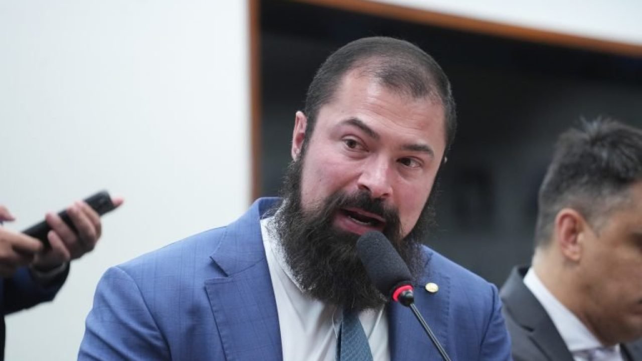 img20251028192008250-3-768x473