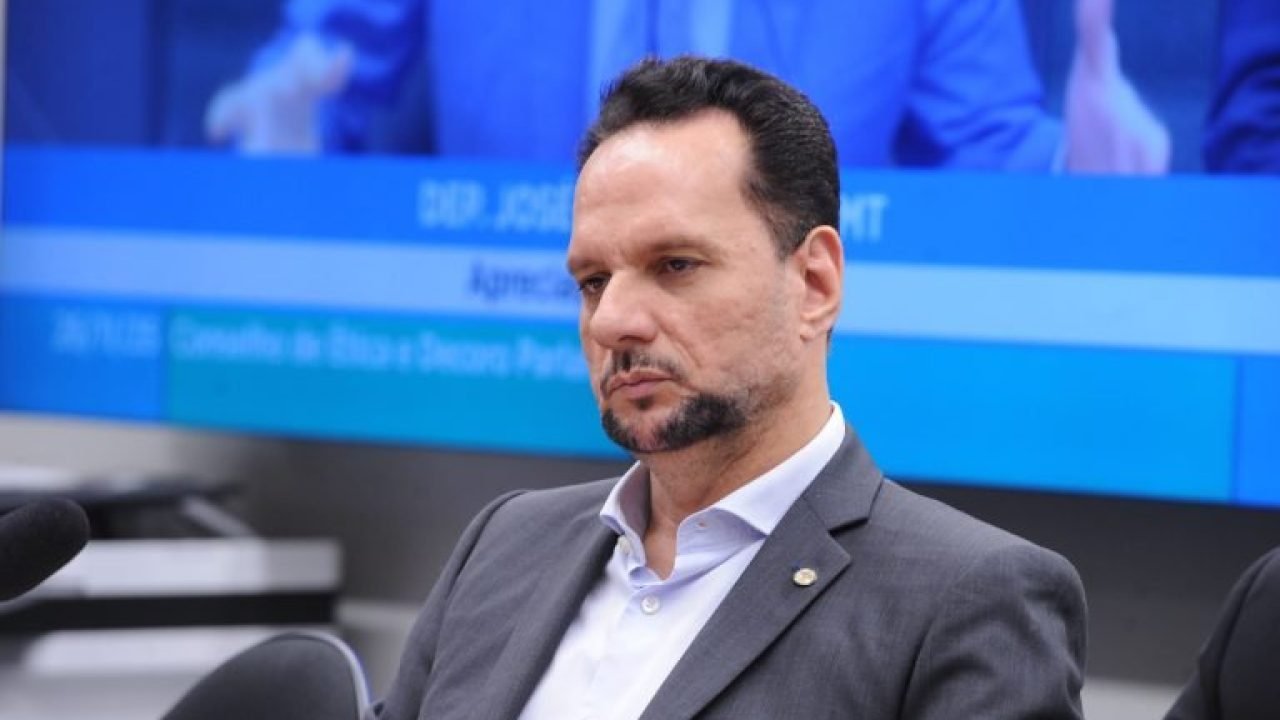 img20251126175843168-768x473