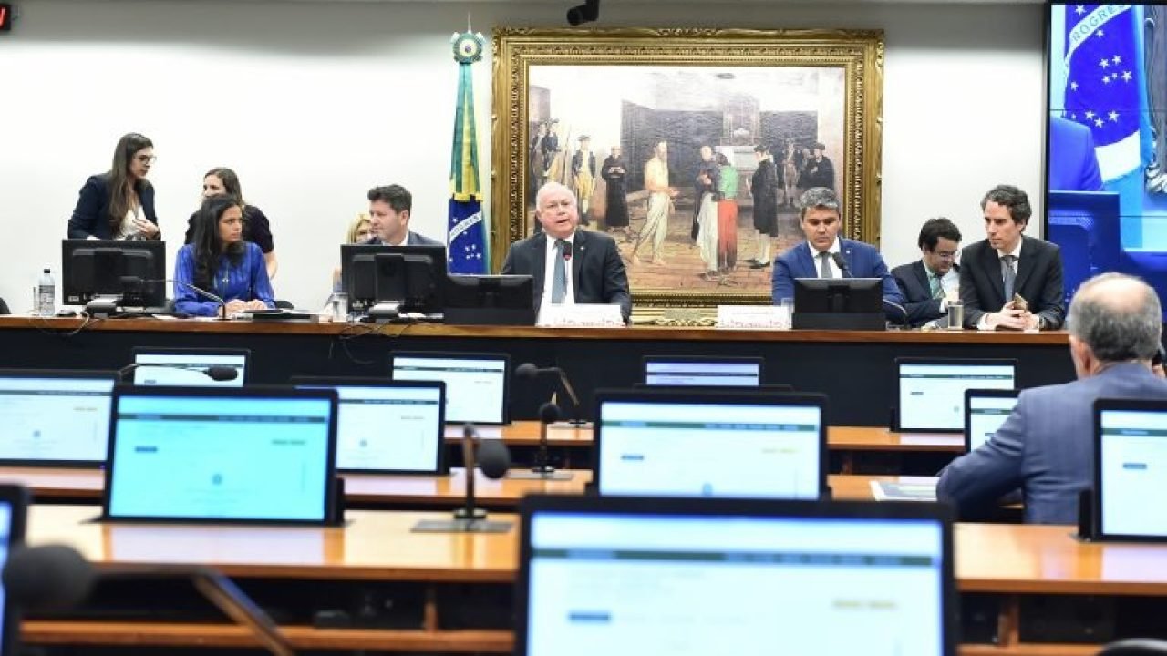 img20251202171804357-768x473