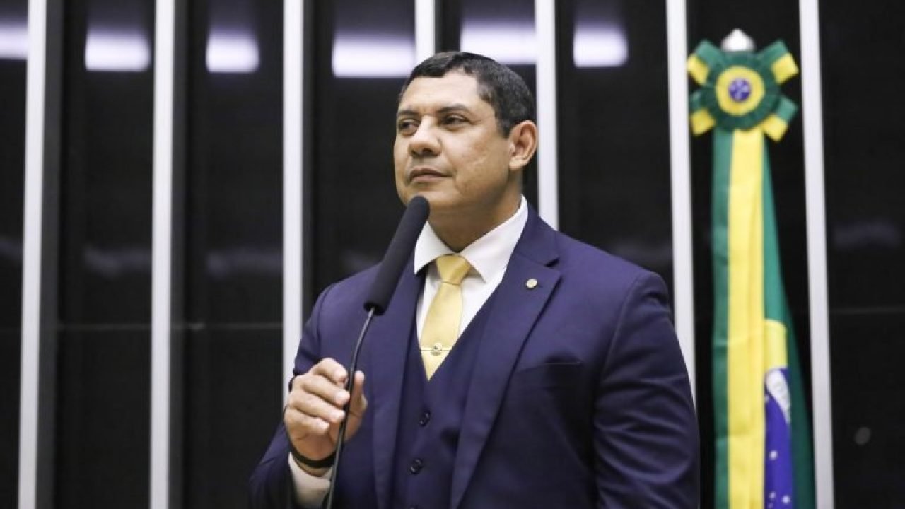 img20251203184538655-768x473