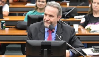img20251203194236344-768x474