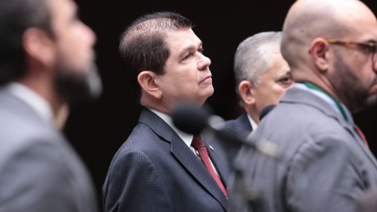 img20251215220006113-768x474