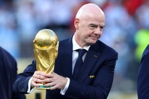 infantino-fifa-apoiadores