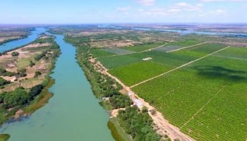 irrigacao_nas_margens_do_rio_francisco-36027719