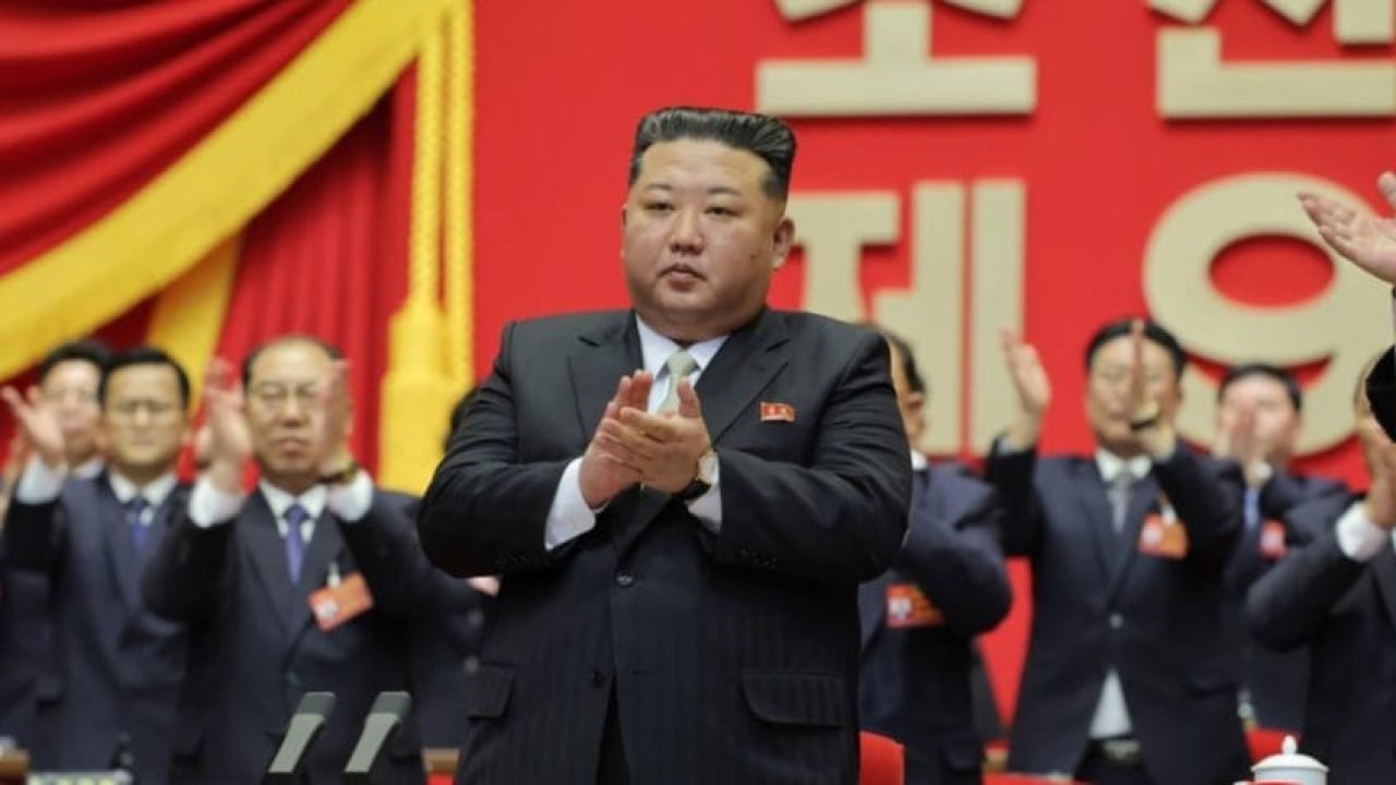 Na imagem, Kim Jong-un no 9º congresso do Partido dos Trabalhadores da Coreia —