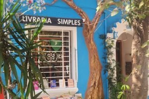 livraria_simples-36910534