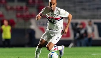 lucas-moura-sao-paulo-futebol-libertadores-ivencibilidae-1200x800