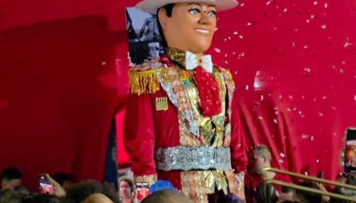 Cortejos, samba e religiosidade no segundo fim de semana de prévias em Olinda e no Recife