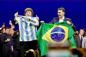 milei-flavio-convencao-1-848x477-1