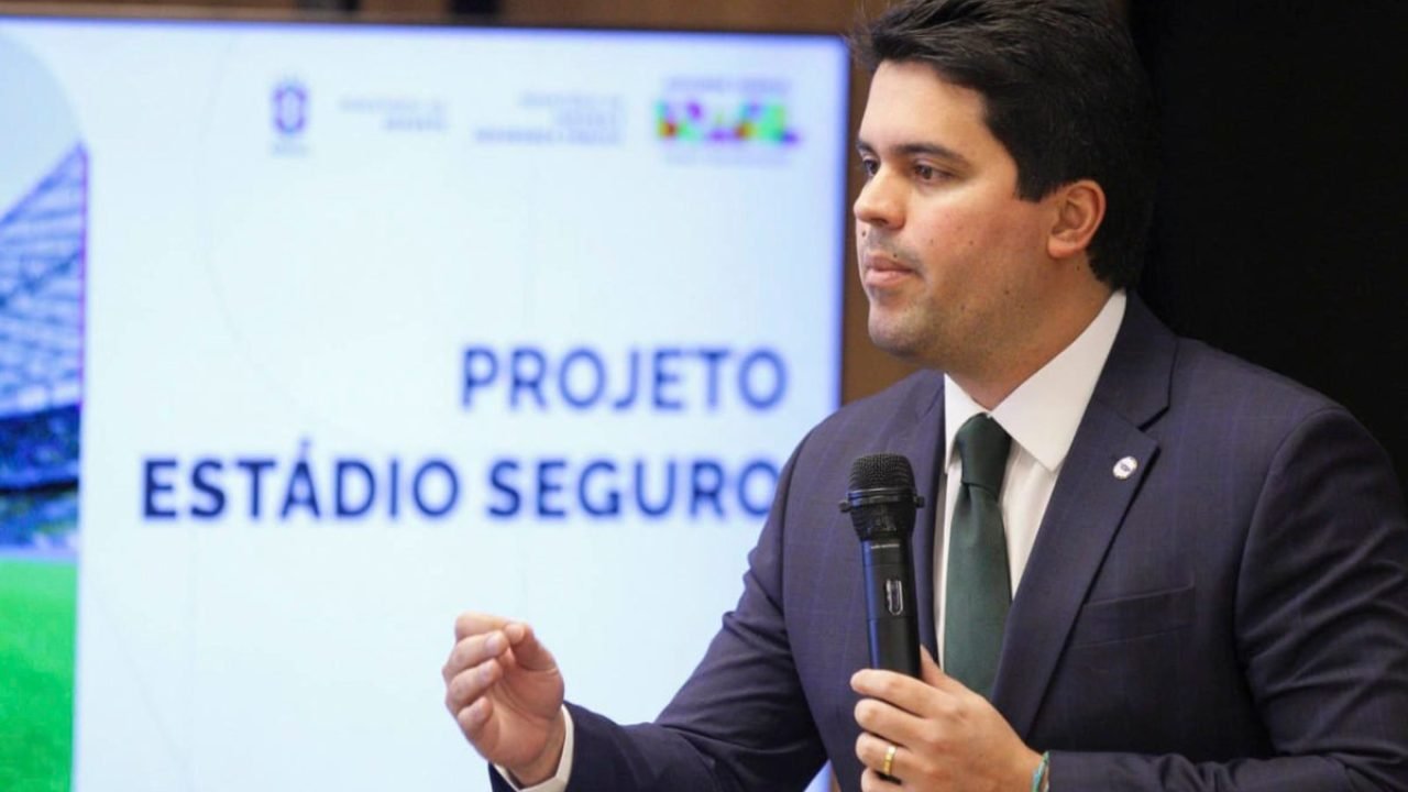 ministro-dos-Esportes-AndreCC81-Fufuca-assina-o-Acordo-de-CooperacCCA7aCC83o-do-Projeto-EstaC ministro-dos-Esportes-AndreCC81-Fufuca-assina-o-Acordo-de-CooperacCCA7aCC83o-do-Projeto-EstaC