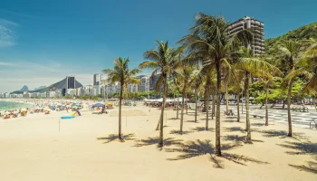 Ações dos guarda-vidas atingem patamar recorde no litoral fluminense durante o C