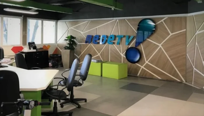 Marcelo de Carvalho Vende Ações da RedeTV!; Amilcare Dallevo Jr. Torna-se Único Dono