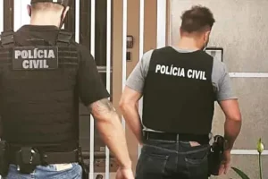 Prints em celular mostram plano de filho para envenenar própria mãe adotiva — Fo