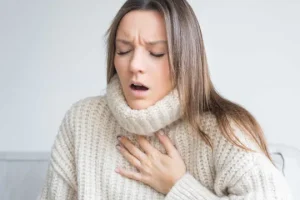 Frio e baixa imunidade aumentam risco de infecções respiratórias — Foto: Frio e