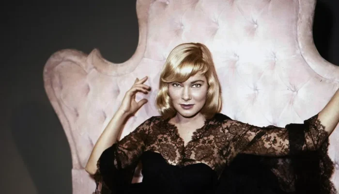 Morre aos 91 anos May Britt, atriz de "The Blue Angel"