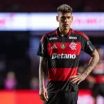 Foto: STJD suspende Carrascal em 3 jogos por expulsão no Flamengo; Jardim é abso